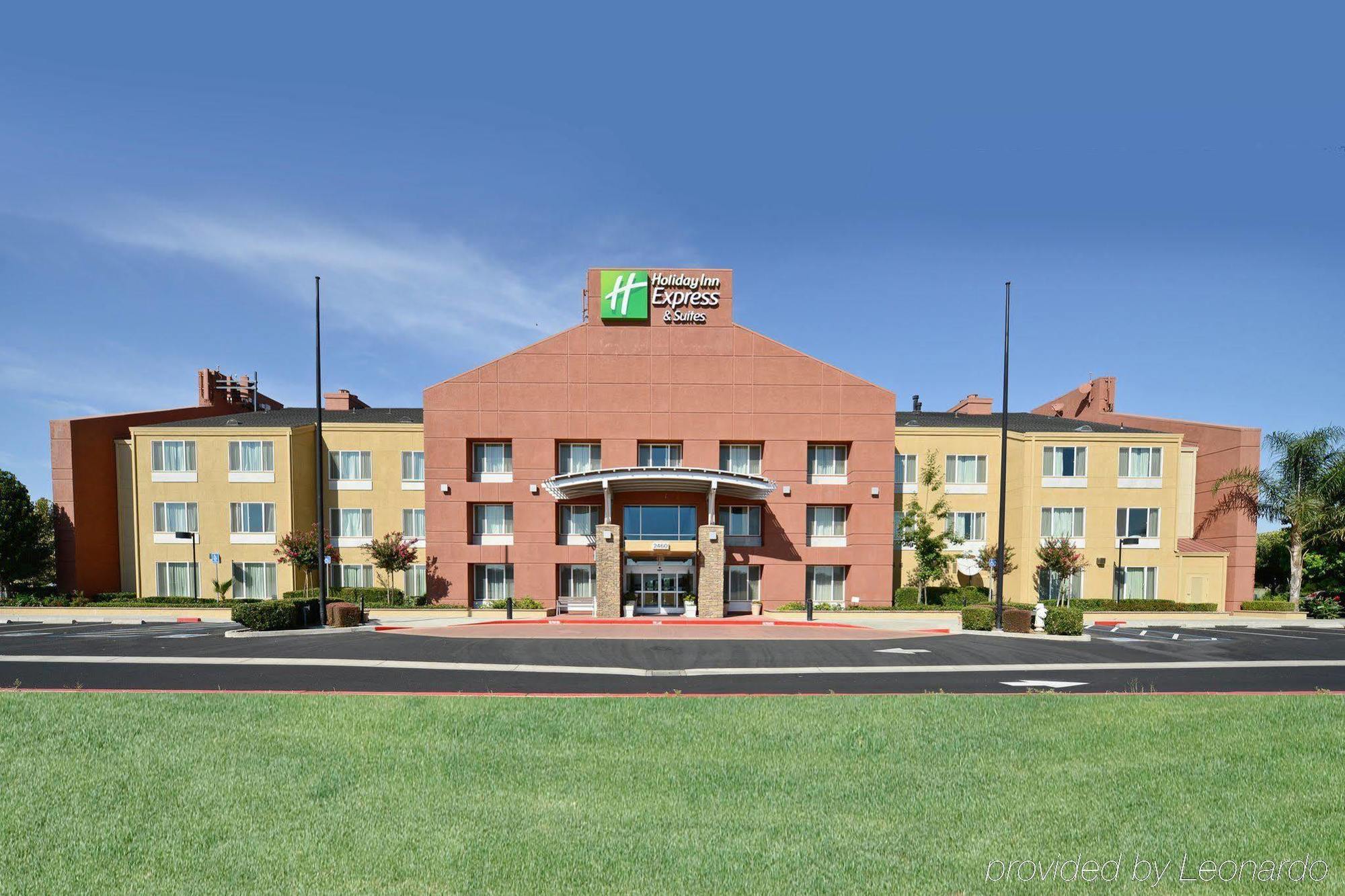 Holiday Inn Express Elk Grove West I-5 By Ihg Eksteriør bilde